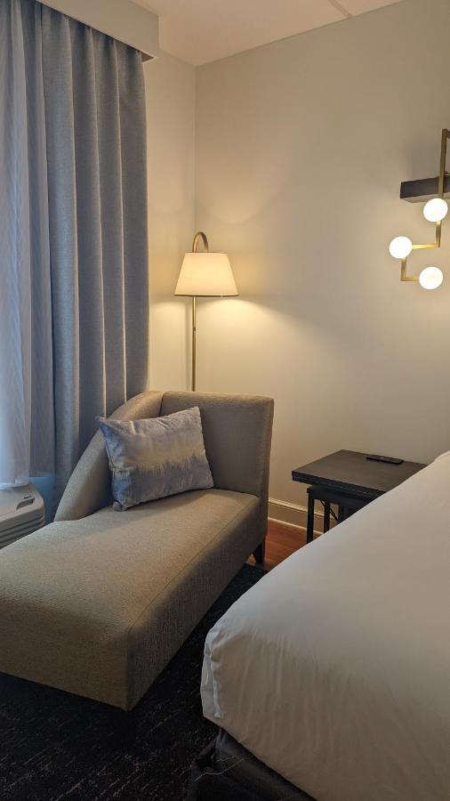Hotel Indigo Jacksonville-Deerwood Park By Ihg Kültér fotó