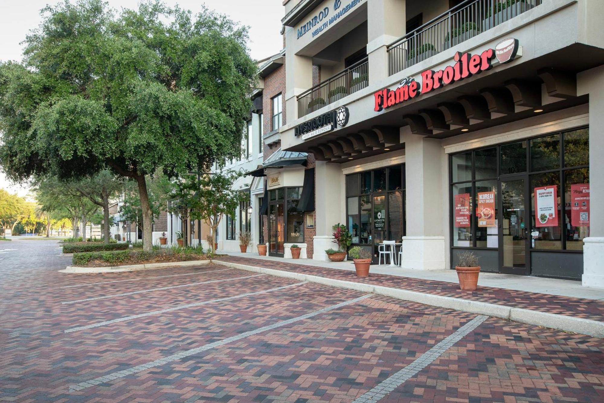 Hotel Indigo Jacksonville-Deerwood Park By Ihg Kültér fotó
